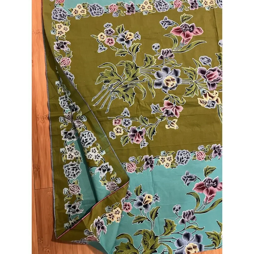 Floral Textiles Tablecloth Runner Cover Retro Motif Batik Art 46 x 37”